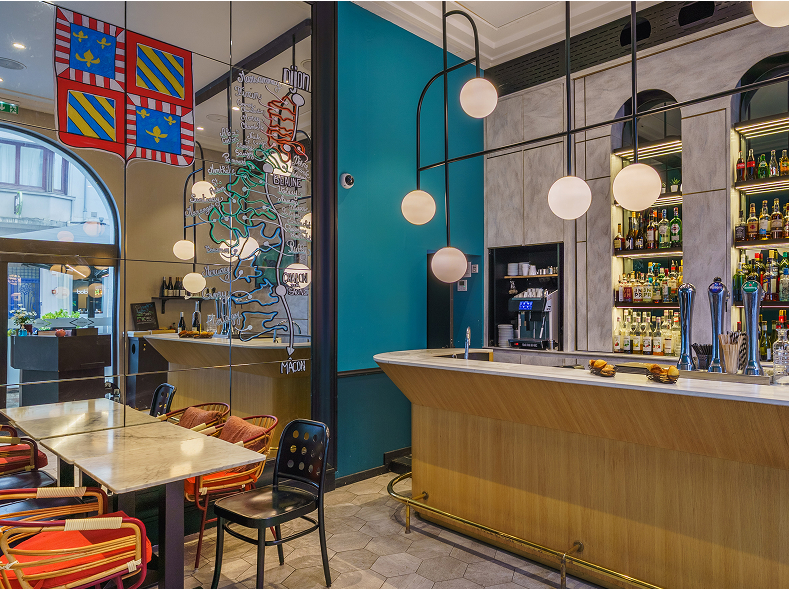 Photo de l'intérieur du petit central